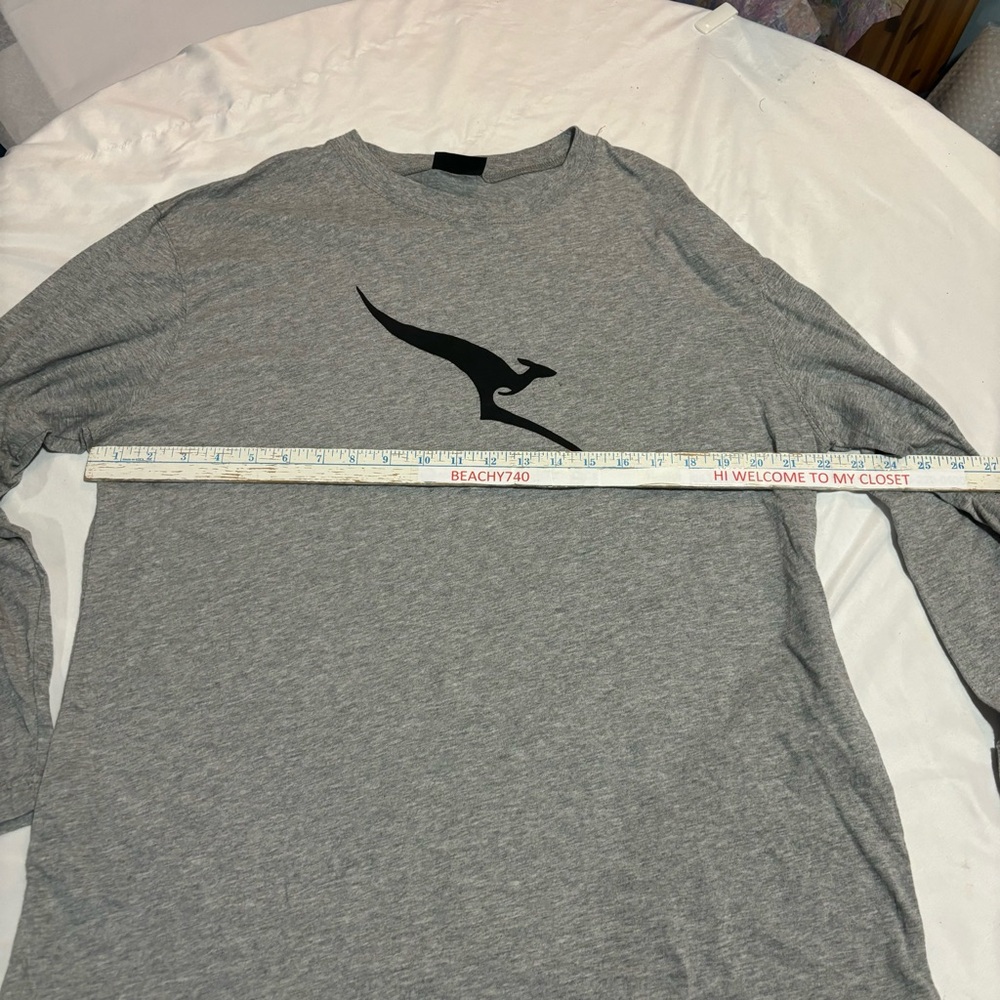 Peter Morrissey Qantas t shirt - Picture 5 of 6